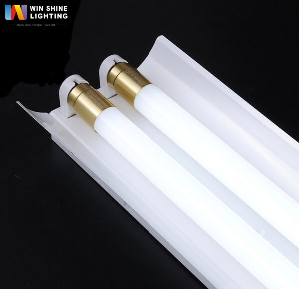 T8-Reflector lamp bracket